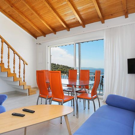 Apartments By The Sea Okrug Donji, Ciovo - 16657 Donji Okrug  Habitación foto