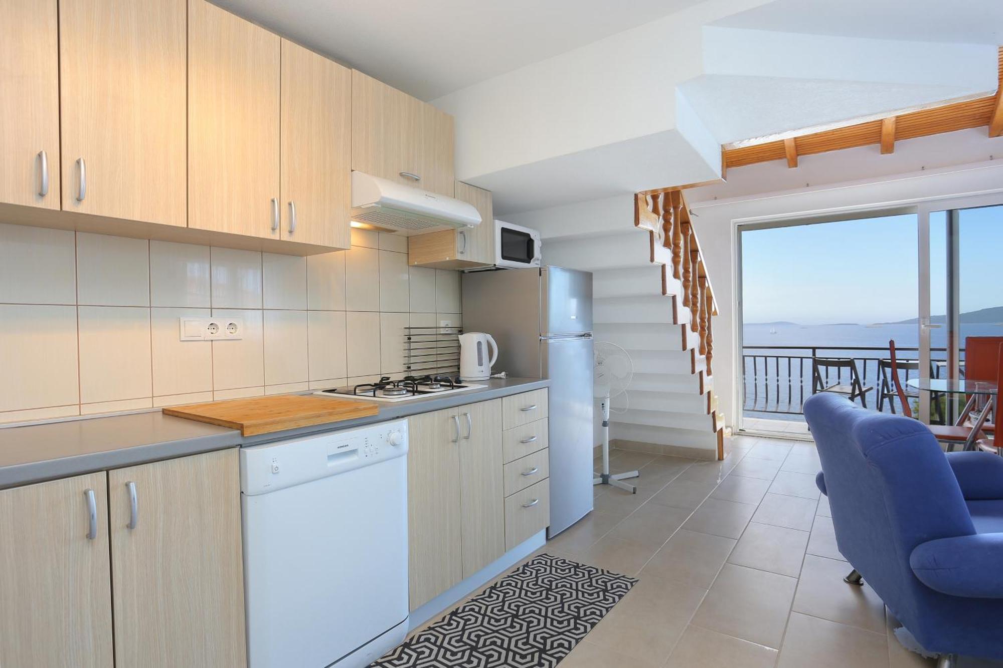 Apartments By The Sea Okrug Donji, Ciovo - 16657 Donji Okrug  Habitación foto