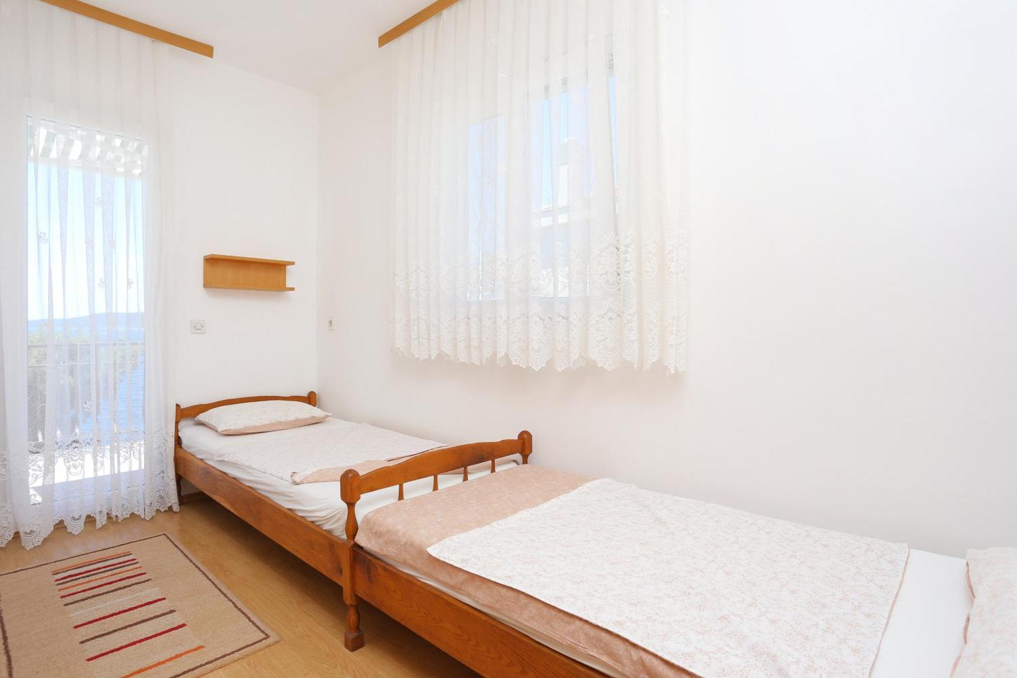 Apartments By The Sea Okrug Donji, Ciovo - 16657 Donji Okrug  Habitación foto